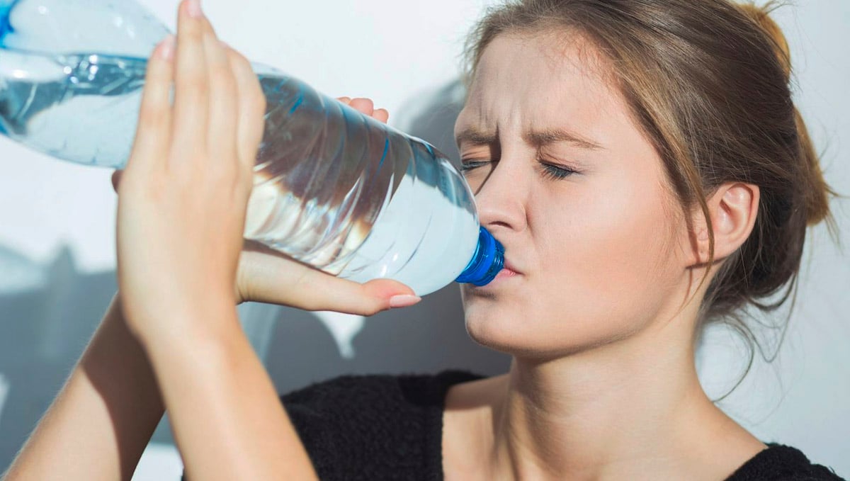 Having some water could be all you need to handle your bad trip from cannabis.