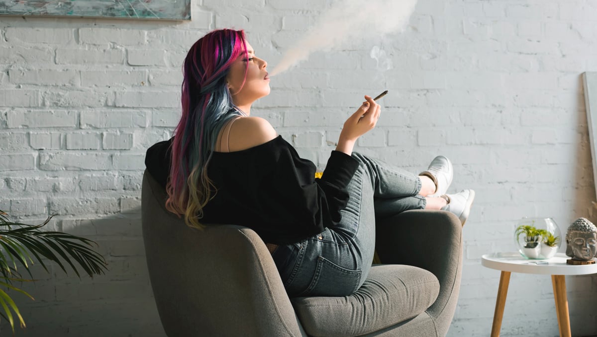 Women are more tolerant to THC.