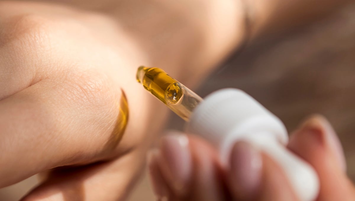 Treat skin disorders with hemp oil!