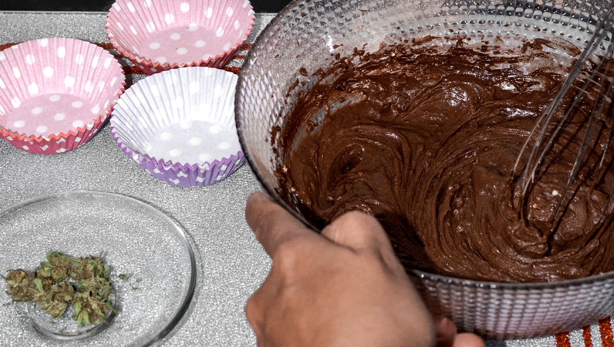 How to make cannabis edibles: infused brownies
