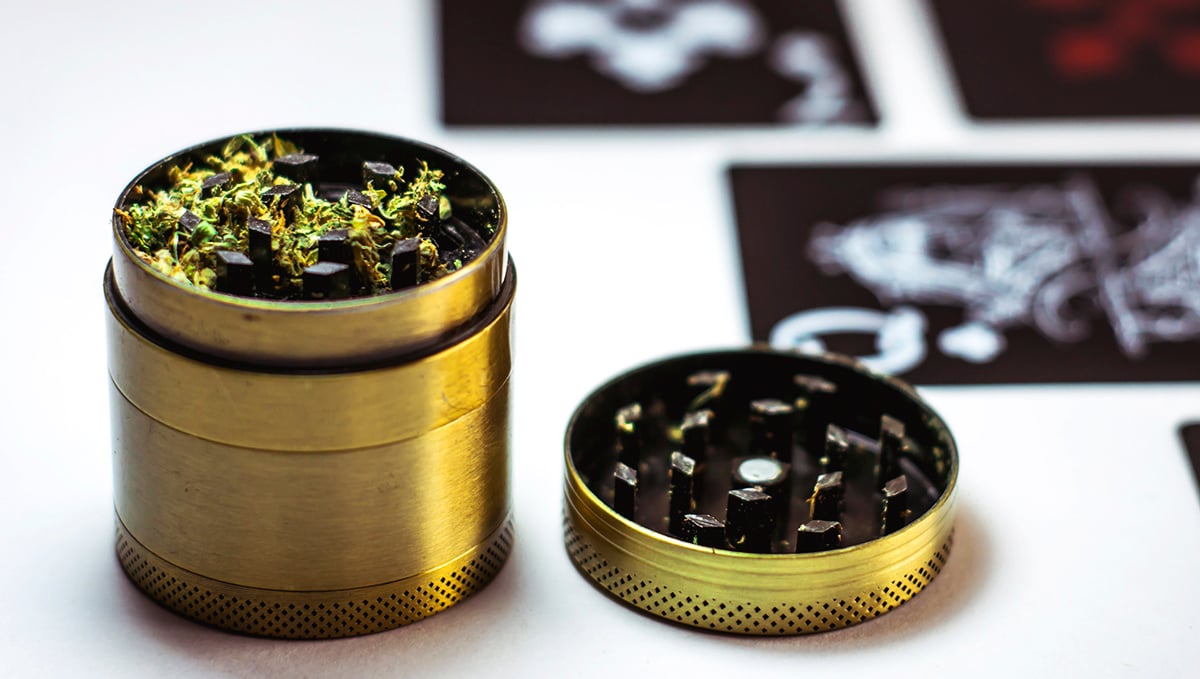 Grind your buds before you pack your herb vaporizer.